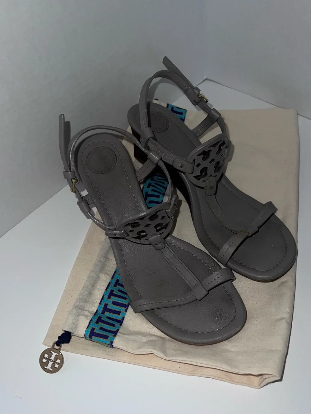 Tory Burch Gray Leather Miller Logo T-Strap Sandals